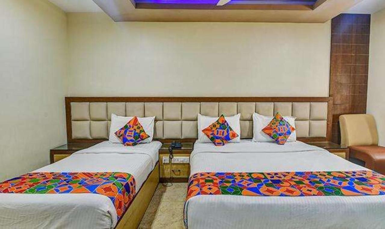 FabHotel Central Palace Chennai Exterior foto